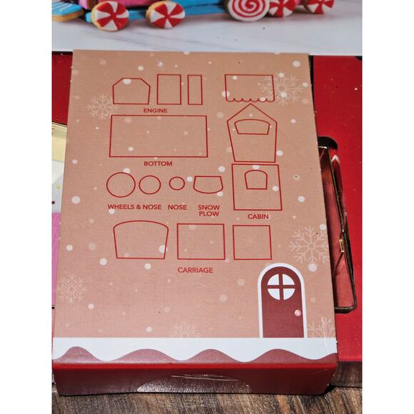 Cook With Color 3D Christmas Cookie Cutter Set - Picture 4 of 8